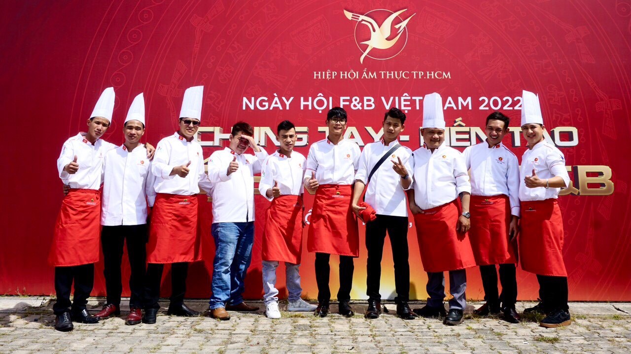 Đầu bếp Đoàn Thanh Trường tại hôi F and B