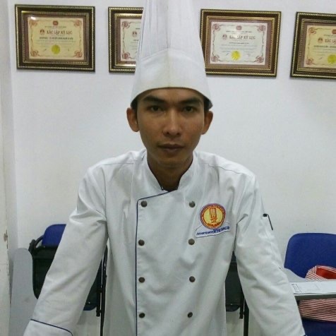 Đầu bếp Trần Văn Tuấn