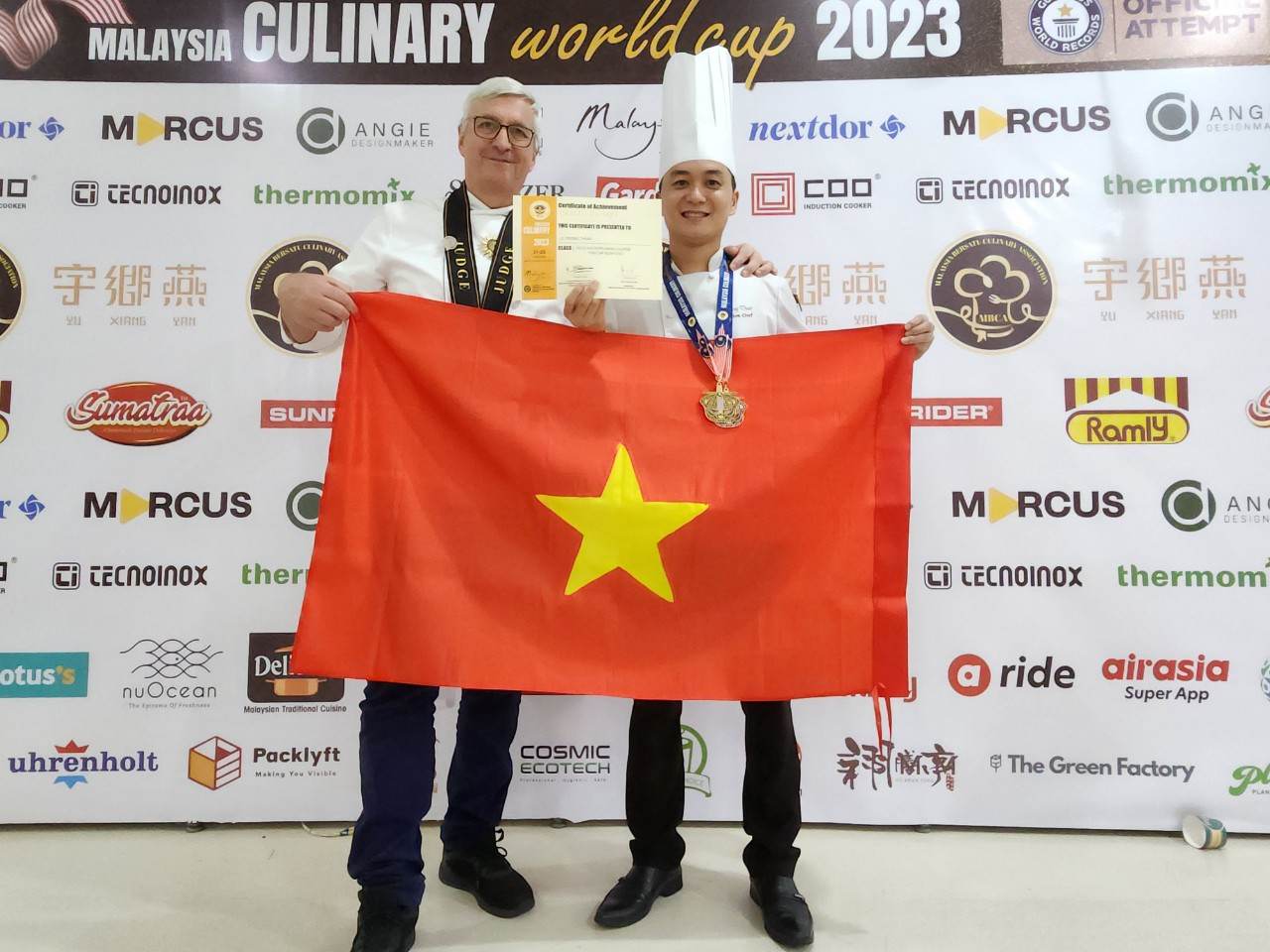 Bếp Trưởng Võ Trọng Thuật tại đấu trường quốc tế
