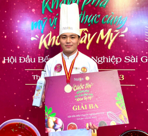 Đầu bếp Nhất Minh đạt giải cuộc thi khám phá mỹ vị ẩm thực cùng khoai tây mỹ